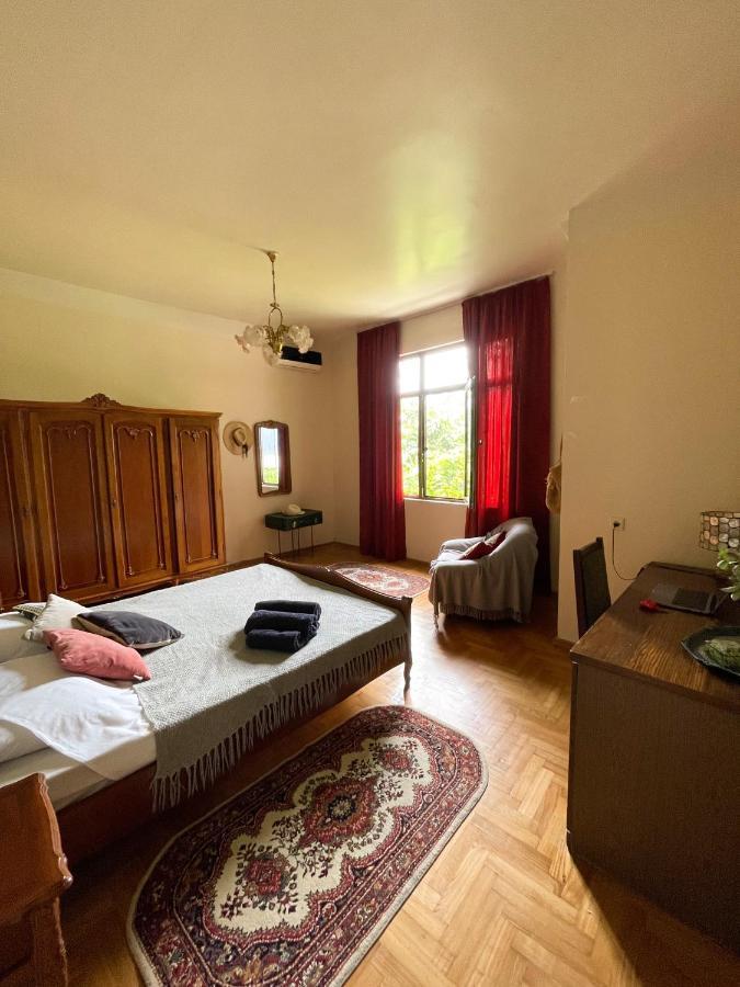Batumi Holiday 3 바투미 외부 사진