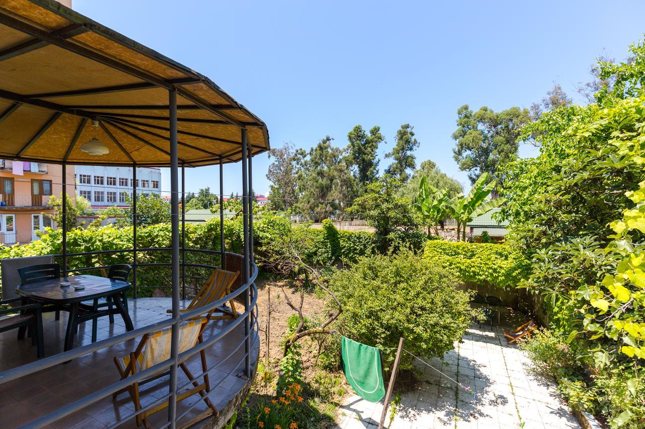 Batumi Holiday 3 바투미 외부 사진